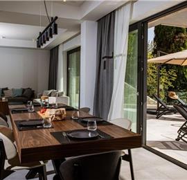 5-Bedroom Luxury Sea-View Villa with Infinity Pool near Dubrovnik – Sleeps 10